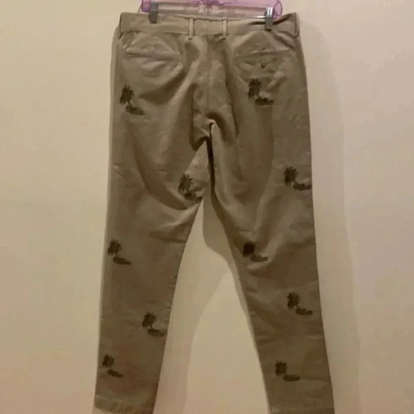 - J.Crew Straight-fit Broken-in chino pant in embroidered palm - Picture 7 of 7